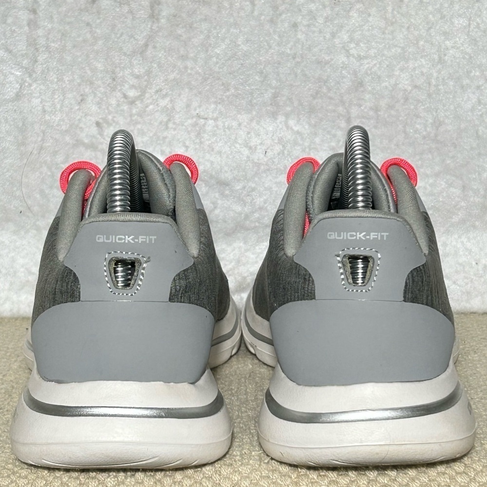 Skechers Womens Grey GOwalk 5 Lace Up Casual Sneaker Shoes SZ 9.5 WIDE - Picture 4 of 11